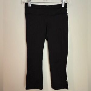 Lululemon Crop Leggings Sz 4 Black Like New